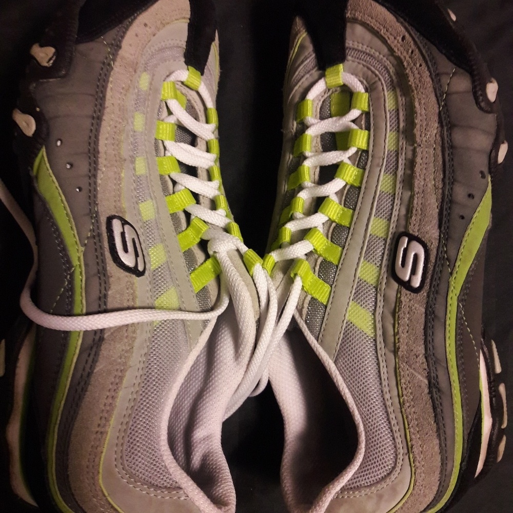Women's sneakers